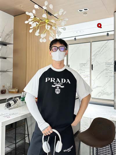 2024年8月12日早秋高品質新作入荷  PRADA 半袖 Tシャツ Q工場