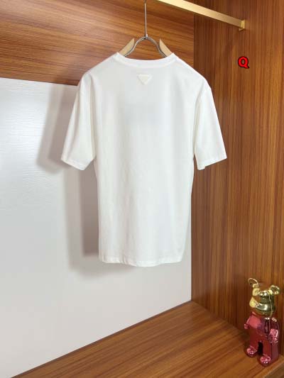 2024年8月12日早秋高品質新作入荷  PRADA 半袖 Tシャツ Q工場