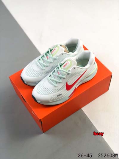 2024年8月28日秋冬新品入荷 NIKE スニーカー haoy工場