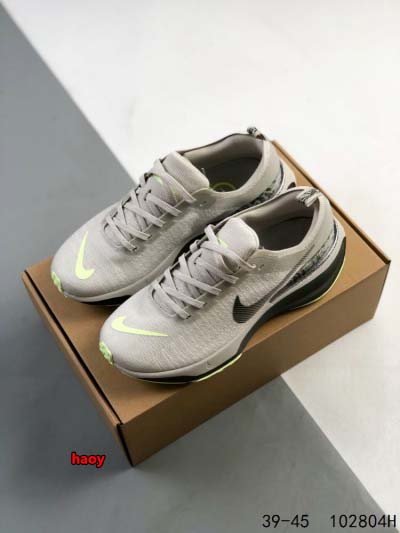 2024年8月28日秋冬新品入荷 NIKE スニーカー haoy工場