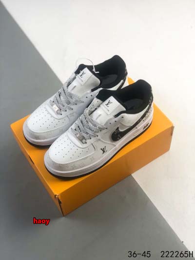 2024年8月28日秋冬新品入荷 NIKE スニーカー haoy工場