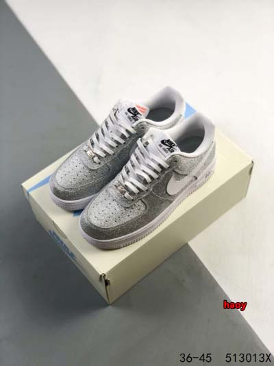 2024年8月28日秋冬新品入荷 NIKE スニーカー haoy工場