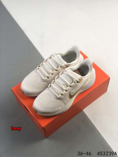 2024年8月28日秋冬新品入荷 NIKE スニーカー haoy工場