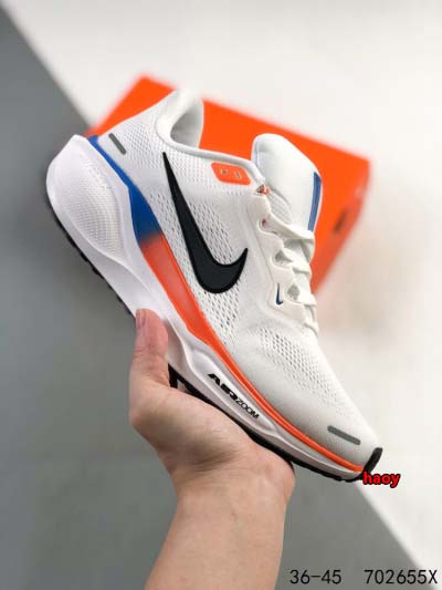 2024年8月28日秋冬新品入荷 NIKE スニーカー haoy工場