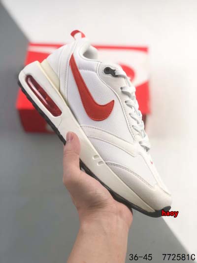 2024年8月28日秋冬新品入荷 NIKE スニーカー haoy工場