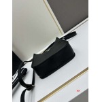 2024年8月1日新品入荷プラダ バッグ XX工場 SIZE:20Ｘ19Ｘ6CM