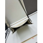 2024年8月1日新品入荷プラダ バッグ XX工場 SIZE:20Ｘ19Ｘ6CM