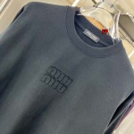 2024年8月8日早秋新作入荷MIUMIU長袖 Tシャツ BOCH工場