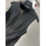 2024年8月15日早秋高品質新品入荷PRADA 本革上下セット KL工場