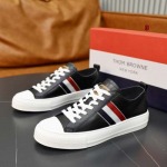 2024年8月26日秋冬新品入荷THOM BROWNE  ブランドスニーカー 3工場