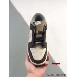 2024年8月27日秋冬新品入荷 NIKE スニーカー haoy工場