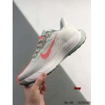 2024年8月28日秋冬新品入荷 NIKE スニーカー haoy工場