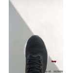 2024年8月28日秋冬新品入荷 NIKE スニーカー haoy工場