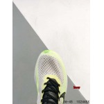 2024年8月28日秋冬新品入荷 NIKE スニーカー haoy工場