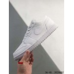 2024年8月28日秋冬新品入荷 NIKE スニーカー haoy工場