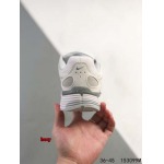 2024年8月28日秋冬新品入荷 NIKE スニーカー haoy工場