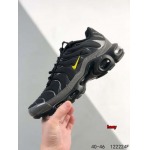 2024年8月28日秋冬新品入荷 NIKE スニーカー haoy工場