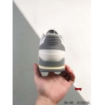 2024年8月28日秋冬新品入荷 NIKE スニーカー haoy工場