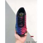 2024年8月28日秋冬新品入荷 NIKE スニーカー haoy工場