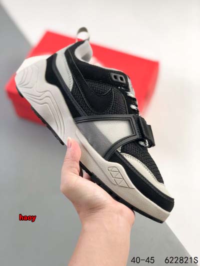 2024年8月28日秋冬新品入荷 NIKE スニーカー ha...