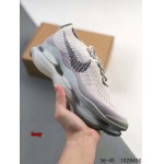 2024年8月28日秋冬新品入荷 NIKE スニーカー haoy工場