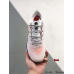 2024年8月28日秋冬新品入荷 NIKE スニーカー haoy工場