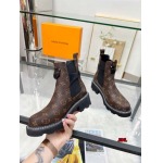 2024年8月30日秋冬新品入荷ルイヴィトン女性革靴ショートブーツ  jinl工場35-42