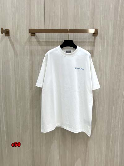 2024年9月12日早秋原版復刻新品入荷ディオール 半袖 Tシャツ C50工場