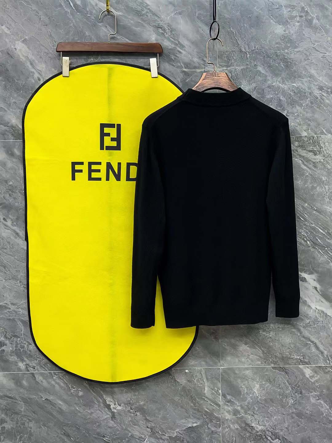 2024年9月25日早秋新品入荷FENDI セーター  DW工場