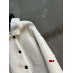 2024年9月20日早秋高品質新品入荷 Prada 毛皮一体 ジャンバーアウター  KL工場