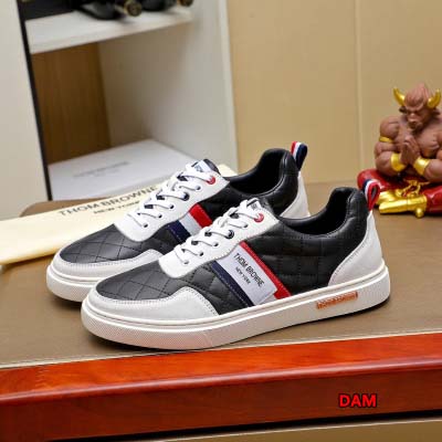 2024年10月8日早秋新品入荷THOM BROWNE スニーカー DAM工場