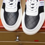 2024年10月8日早秋新品入荷THOM BROWNE スニーカー DAM工場