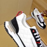 2024年10月8日早秋新品入荷THOM BROWNE スニーカー DAM工場