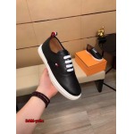 2024年10月8日早秋新品入荷 THOM BROWNE スニーカー DAM工場38-44