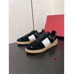 2024年10月15日秋冬新品入荷VALENTINO スニーカー  XJ工場 35-45