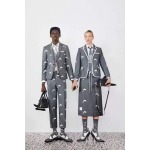 2024年秋冬新品人気 THOM BROWNE 靴下一箱2足セット