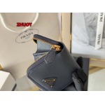 2024年11月1日秋冬原版復刻新品入荷PRADA 財布 1MM268  zhy工場