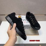 2024年11月25日秋冬新品入荷Dolce&Gabbana スニーカー HY工場35-44