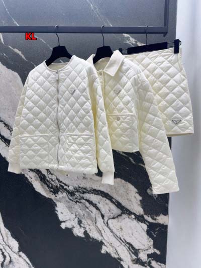 2024年12月1日秋冬高級N品新品入荷 PRADA 綿入れの服ジャケットアウター  KL工場