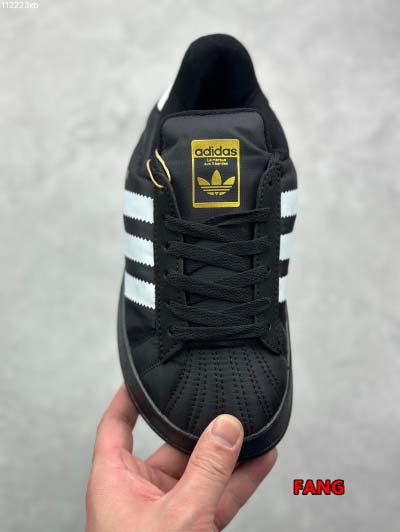 2024年12月20日秋冬新作入荷 Adidas  スニーカー FANG工場