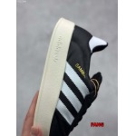 2024年12月20日秋冬新作入荷 Adidas  スニーカー FANG工場