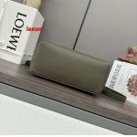 2025年早春新品入荷 LOEWE 本革 バッグ lexun工場size:24*10.5*16CM