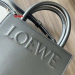 2025年早春新品入荷 LOEWE 本革 バッグ lexun工場size:21*17*6CM