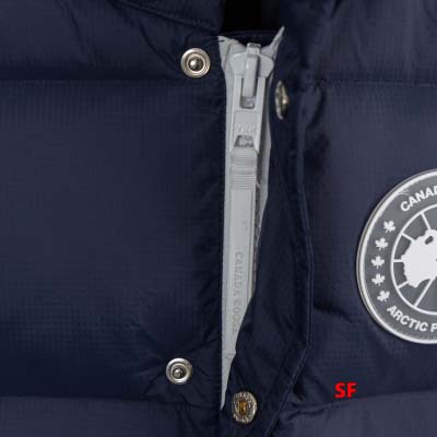 2025年1月13日春夏新品入荷Canada Goose   ダウンジャケット ベスト  SF工場