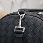 2025年早春新品入荷Bottega Veneta バッグの男性 3工場