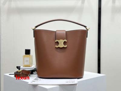 2025年早春原版復刻 新品入荷 CELINE 本革 バッグ...