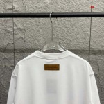 2025年1月8日春夏人気新品入荷ルイヴィトン 半袖 Tシャツ FF工場