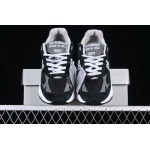 2025年1月31日新品入荷New Balance NB9060  U9060JGR スニーカー/ランニングシューズ/カジュアルシューズ