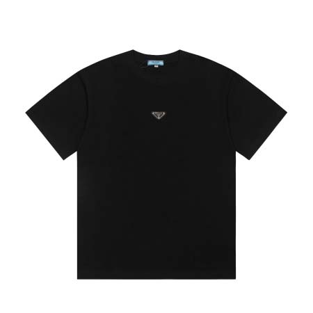 2025年4月19日入荷新作Prada半袖Tシャツ 超厳選★誕生日プレゼント/結婚祝い/内祝い/贈り物/YI+YI工場S-XXL