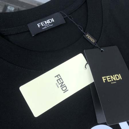 2025年4月20日入荷新作Fendi半袖Tシャツ 超厳選★誕生日プレゼント/結婚祝い/内祝い/贈り物/YI+YI工場S-XL
